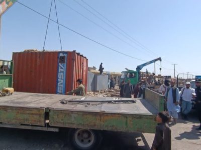 تلاش‌ها برای نظم شهری: پاک‌سازی بساطی‌ها در نقاط شلوغ شهر هرات