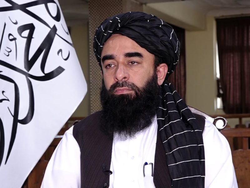 مجاهد: شریعت اسلامی به عنوان قانون حاکم در افغانستان اجرا میشود