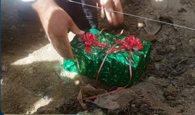 هلال احمر در بادغیس کانالی برای مهار سیلابها میسازد