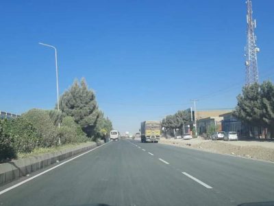 کار قیرریزی سرک عمومی فاز سوم شهرک صنعتی هرات آغاز شد