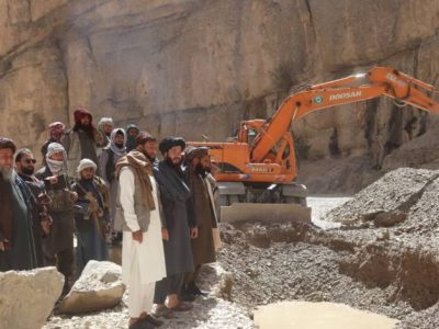 دیوار استنادی در غور: نجات شاهراه حیاتی از خطرات سیلاب