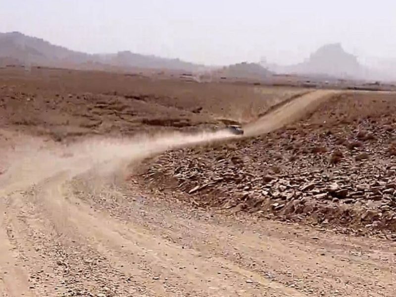 پیشرفت ۸۰ درصدی ساخت سرک ولسوالی گلستان در ولایت فراه