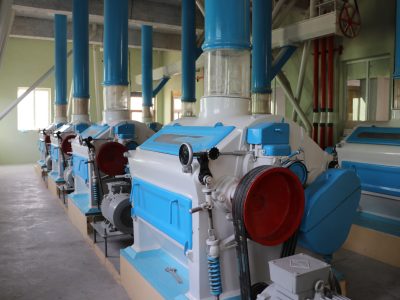 کارخانه‌ای در شهرک صنعتی هرات روزانه 200 تُن آرد تولید می‌کند