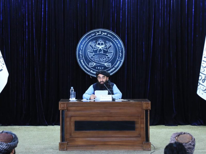 امارت اسلامی: در پاسخ به نقض حریم هوایی افغانستان، ۲۵ پاسگاه پاکستانی تصرف شد