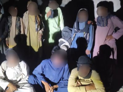 افزایش قاچاق انسان در مرز غربی؛ ۵۳ نفر در اسلام‌قلعه هرات بازداشت شدند