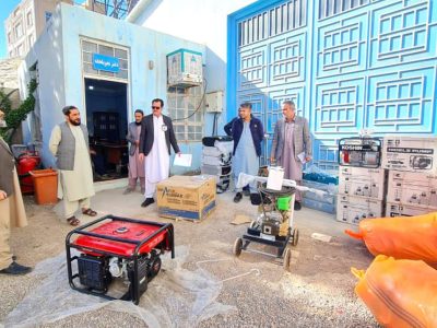 اهدای تجهیزات فنی از سوی صلیب‌سرخ برای بهبود شبکه آبرسانی در غرب افغانستان
