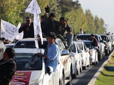 استقبال تاریخی هرات از قهرمانان فوتسال؛ هزاران نفر یک‌صدا جشن گرفتند
