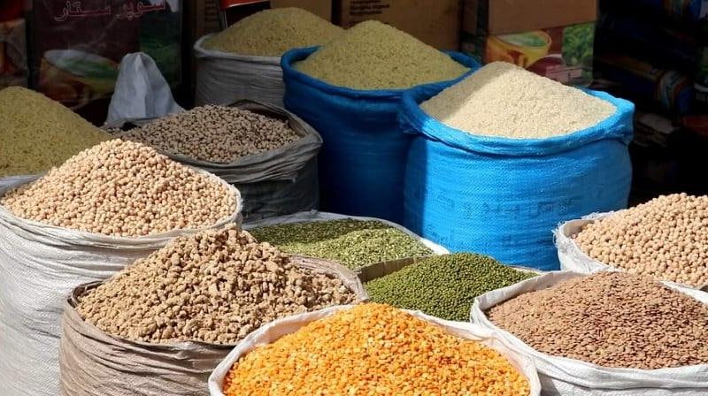 قیمت برخی کالاهای اساسی در هرات بالا رفته است: دستور حکومت بر جلوگیری از احتکار