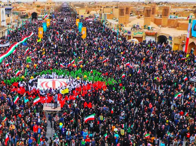 مردم ایران سالگرد پیروزی انقلاب اسلامی را با راهپیمایی میلیونی گرامی داشتند