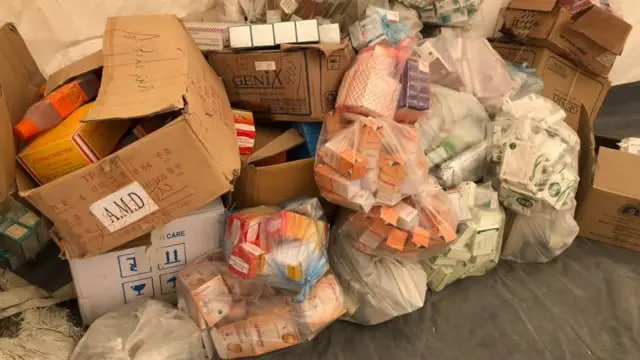 پولیس فراه دو قاچاقچی دوا از پاکستان را بازداشت کرد