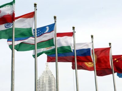 شانگهای آماده میانجی‌گری میان افغانستان و پاکستان شد