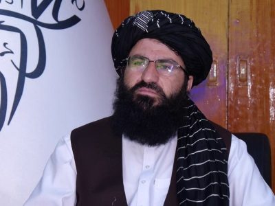 امارت اسلامی: وضعیت مهاجران افغان در ایران از نزدیک زیر نظر است