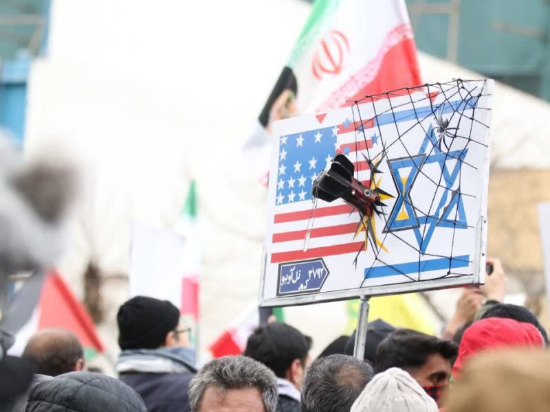 خروش مهاجران در مشهد؛ محکومیت طوفانی حملات آمریکا و اسرائیل به ایران