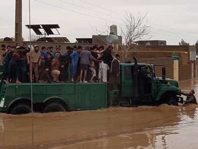 سیلاب‌های ویرانگر در افغانستان؛ 80 نفر در هلمند نجات داده شدند