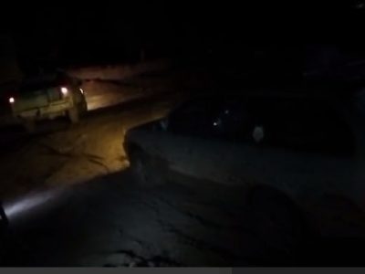 افزایش عملیات‌های نجات در غرب کشور؛ رهایی ۶ موتر از گل‌گیر در شاهراه غور–هرات