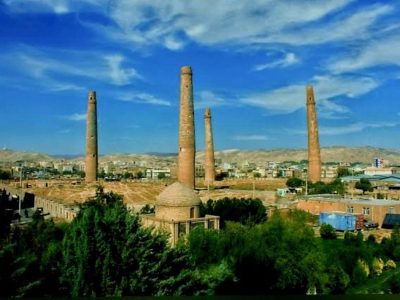 والی هرات بر بازسازی آثار تاریخی تأکید کرد و دستور داد سرک منتهی به منارهای هرات مسدود شود.