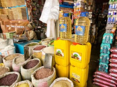 تأکید بر کنترل بازار؛ جلسه کمیته جلوگیری از احتکار در فراه برگزار شد