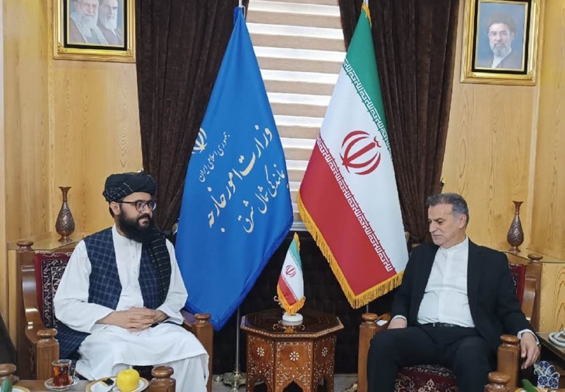 دیدار دیپلماتیک در مشهد؛ تمرکز بر تجارت و حل موانع مرزی میان افغانستان و ایران