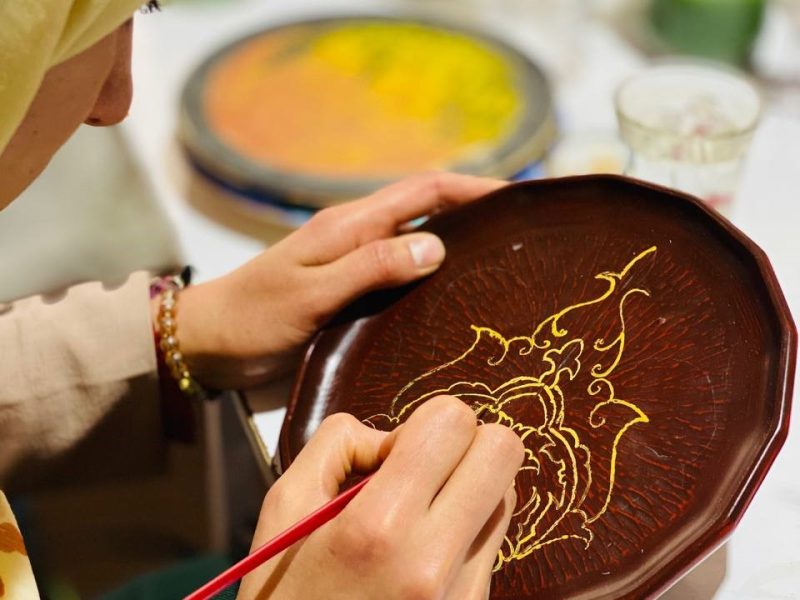 احیای مکتب هرات؛ تلاش دختران برای زندهنگهداشتن هنر مینیاتور