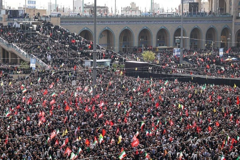 الجزیره: تهران شاهد تشییع تاریخی پیکر آیت‌الله خامنه‌ای با مشارکت گسترده بین‌المللی بود