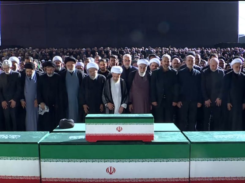 تهران در تب و تاب؛ سومین روز حضور مردم برای وداع با رهبر شهید ایران