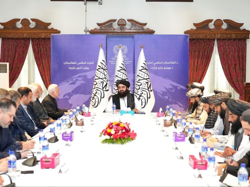 معاون وزیر خارجه ایران با امیرخان متقی گفتگو کرد