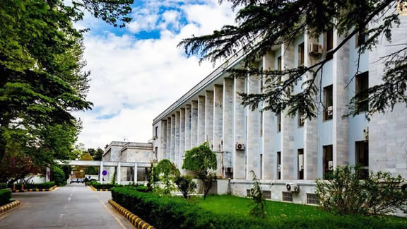 آغاز تأیید اسناد قنسولی در ۱۰ ولسوالی افغانستان
