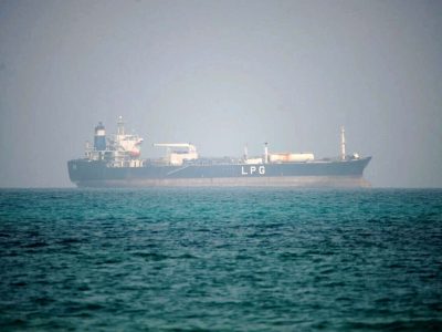 شوک دریایی یمن به عربستان؛ نفتکش‌ها مجبور به دور زدن آفریقا شدند
