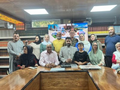 نخستین کاروان گردشگران ایرانی با محور گردشگری فرهنگی وارد افغانستان شد