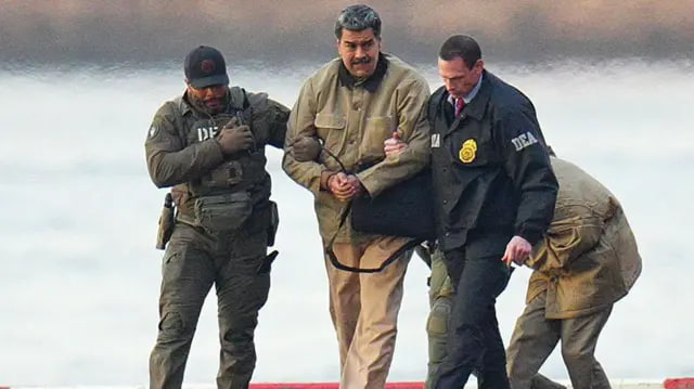 جانسون: محافظان مادورو رهبر خود را در برابر وعده ۵۰ میلیون دالر فروختند