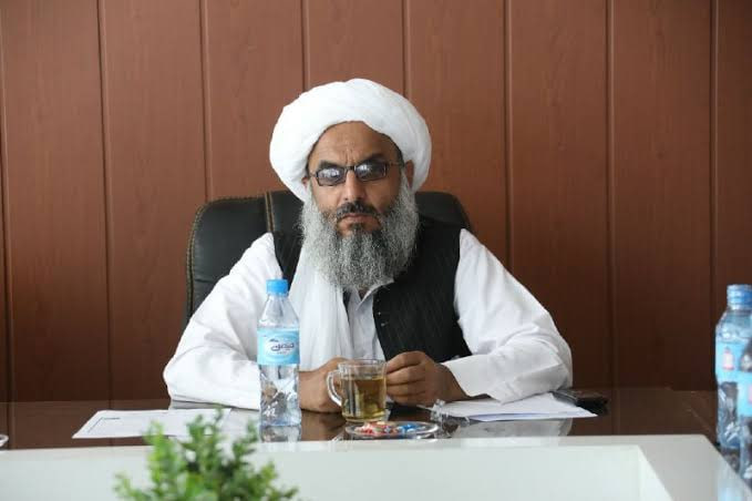 والی هرات برای پیگیری پروژههای انکشافی عازم کابل شد