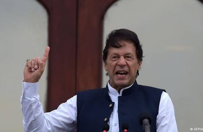 دادگاه عالی پاکستان دستور انتقال عمران خان به شفاخانه را صادر کرد