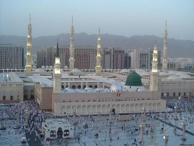 سالروز ولادت پیامبر اسلام (ص) و امام جعفر صادق (ع)؛ یادآورد صلح و رحمت