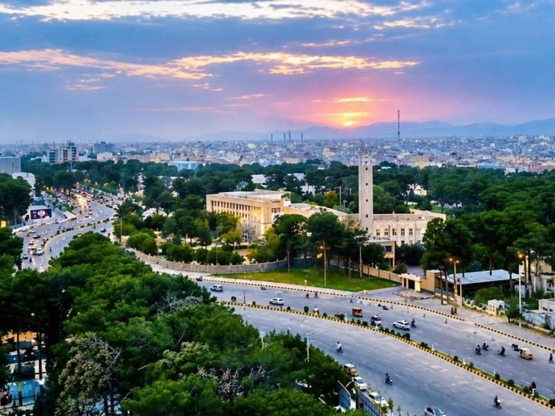 دیدار معین وزارت صنعت و تجارت با والی هرات؛ تأکید بر توسعه شهرک‌ صنعتی