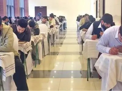 پاکستان روند آموزشی دانشجویان افغان در رشته‌های طب و طب دندان را متوقف کرد