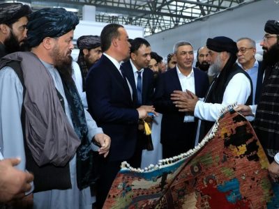 نخستین نمایشگاه مشترک صنایع سبک افغانستان و ازبکستان در ترمذ افتتاح شد