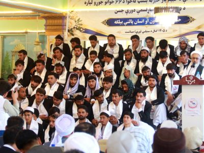 برگزاری مراسم عروسی دسته‌جمعی ۶۶ زوج جوان در فراه