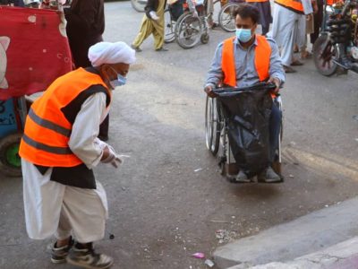 افراد دارای معلولیت در هرات برای پاکی شهر دست به کار شدند