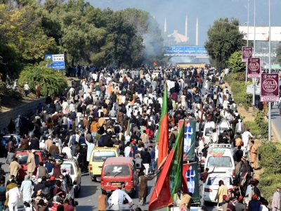 راه‌پیمایی هواداران عمران خان از خیبرپشتون‌خوا به سوی اسلام‌آباد